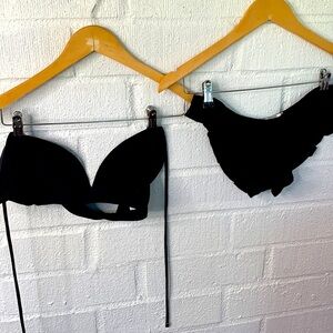 Araks Black Bikini Ruffle Swim 2 piece Swimsuit size M/L